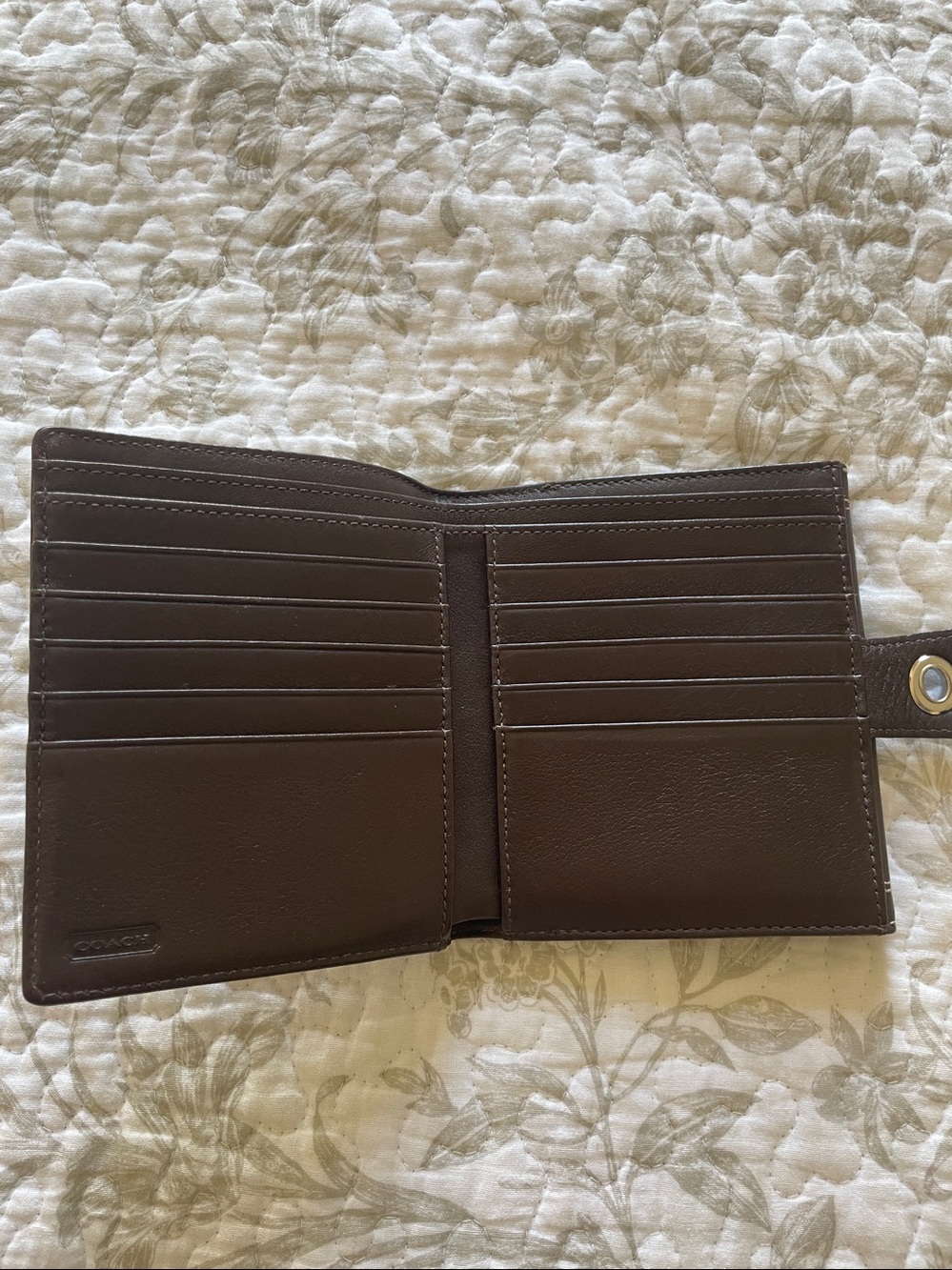 Coach vintage Brown Leather womens Bifold Wallet with Silver Buckle - Picture 3 of 7